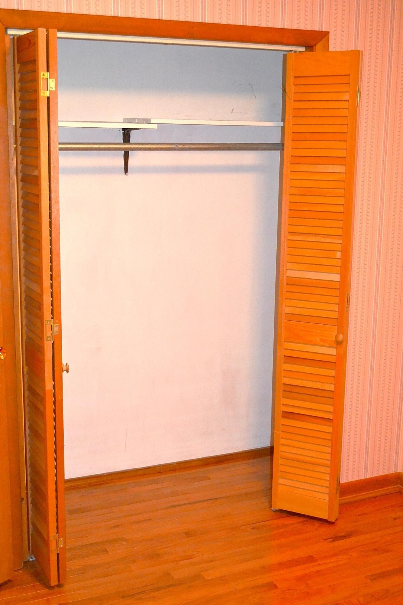 Lewisburg, West Virginia, 24901, United States, 6 Bedrooms Bedrooms, ,3 BathroomsBathrooms,Residential,For Sale,1940620