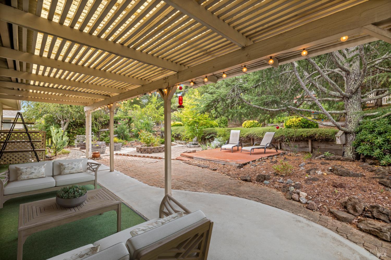 Santa Rosa, California, 95409, United States, 3 Bedrooms Bedrooms, ,2 BathroomsBathrooms,Residential,For Sale,1983048