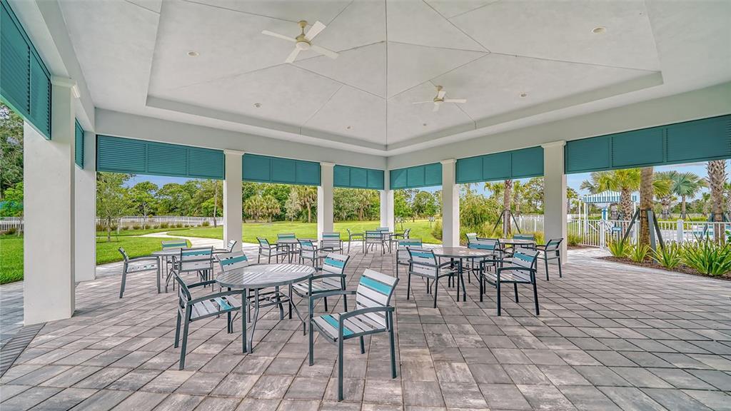 Sarasota, Florida, 34241, United States, 3 Bedrooms Bedrooms, ,2 BathroomsBathrooms,Residential,For Sale,1999658