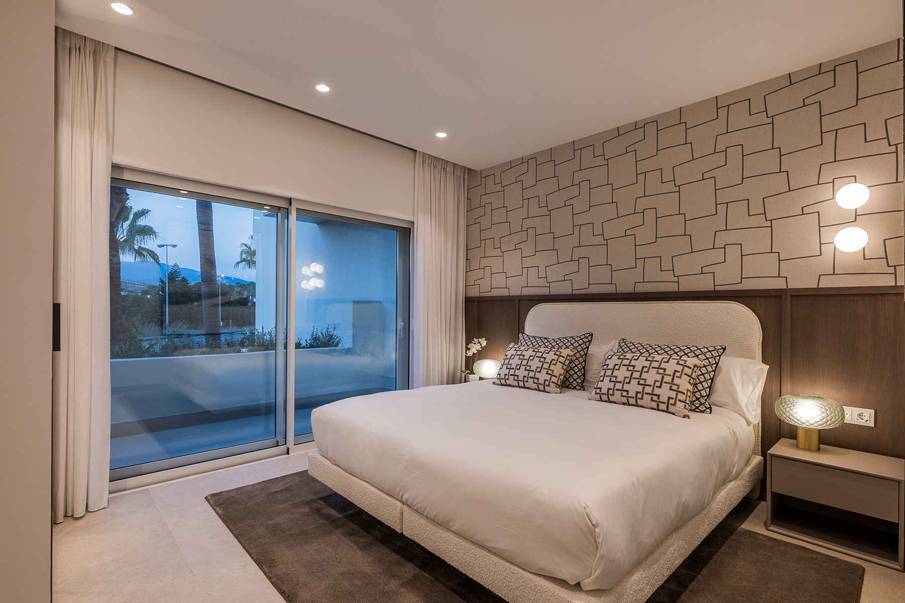  Beachfront corner apartment with expansive terrace in Estepona - 物件實景