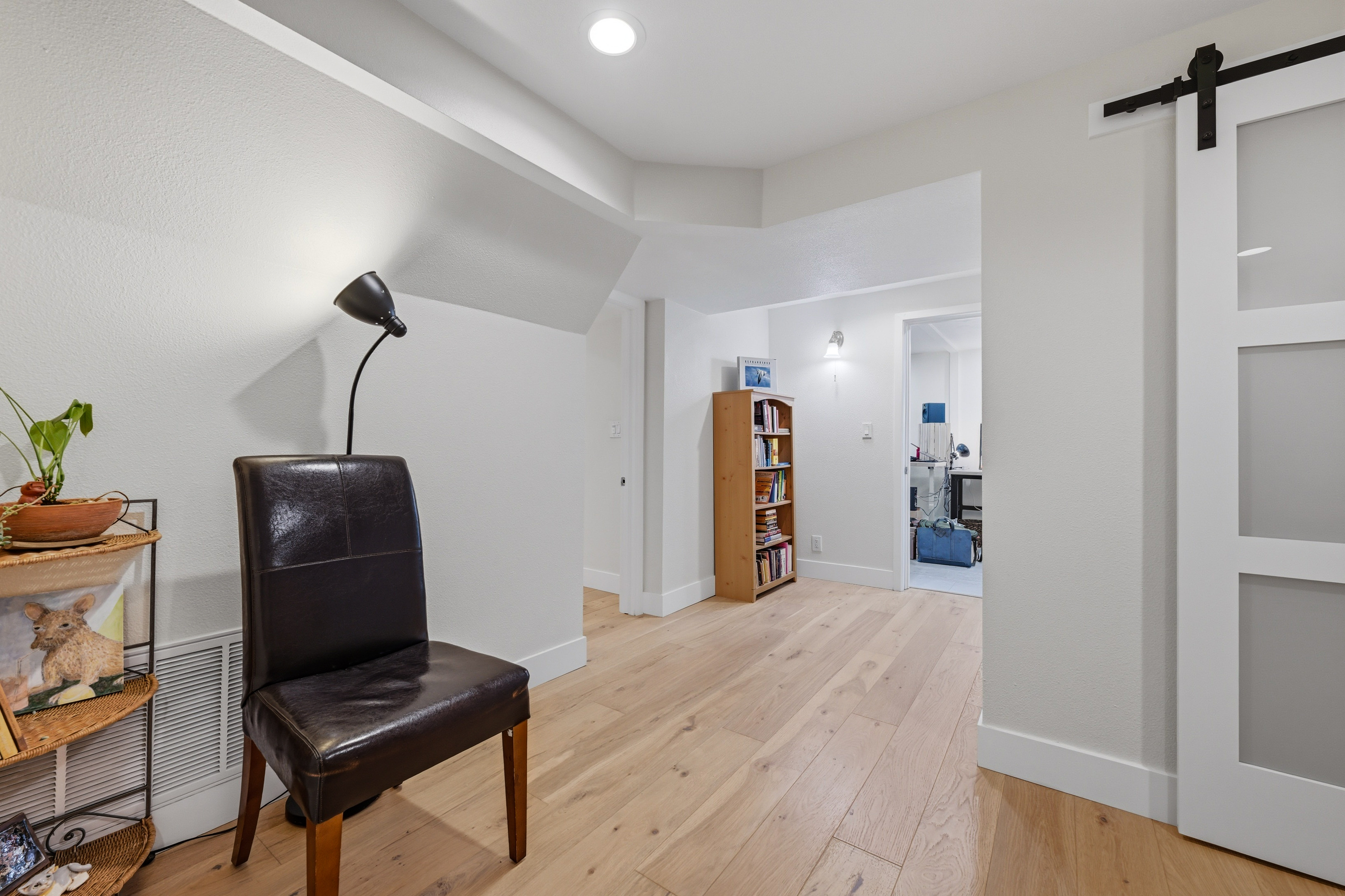  Timeless Downtown Elegance in Hayward’s Historic Prospect Hill - 物件實景