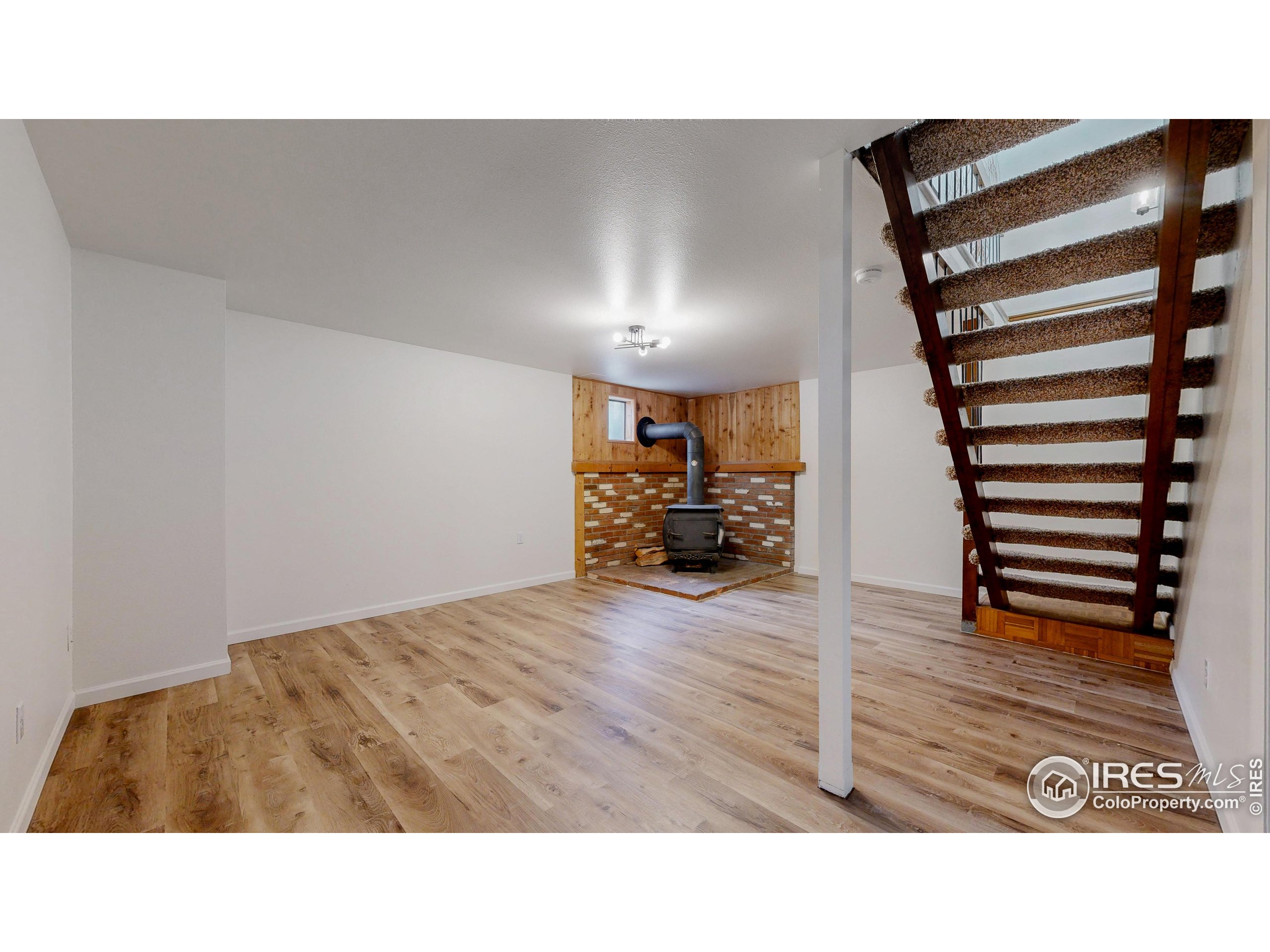 Fort Collins, Colorado, 80521, United States, 3 Bedrooms Bedrooms, ,1 BathroomBathrooms,Residential,For Sale,1948216