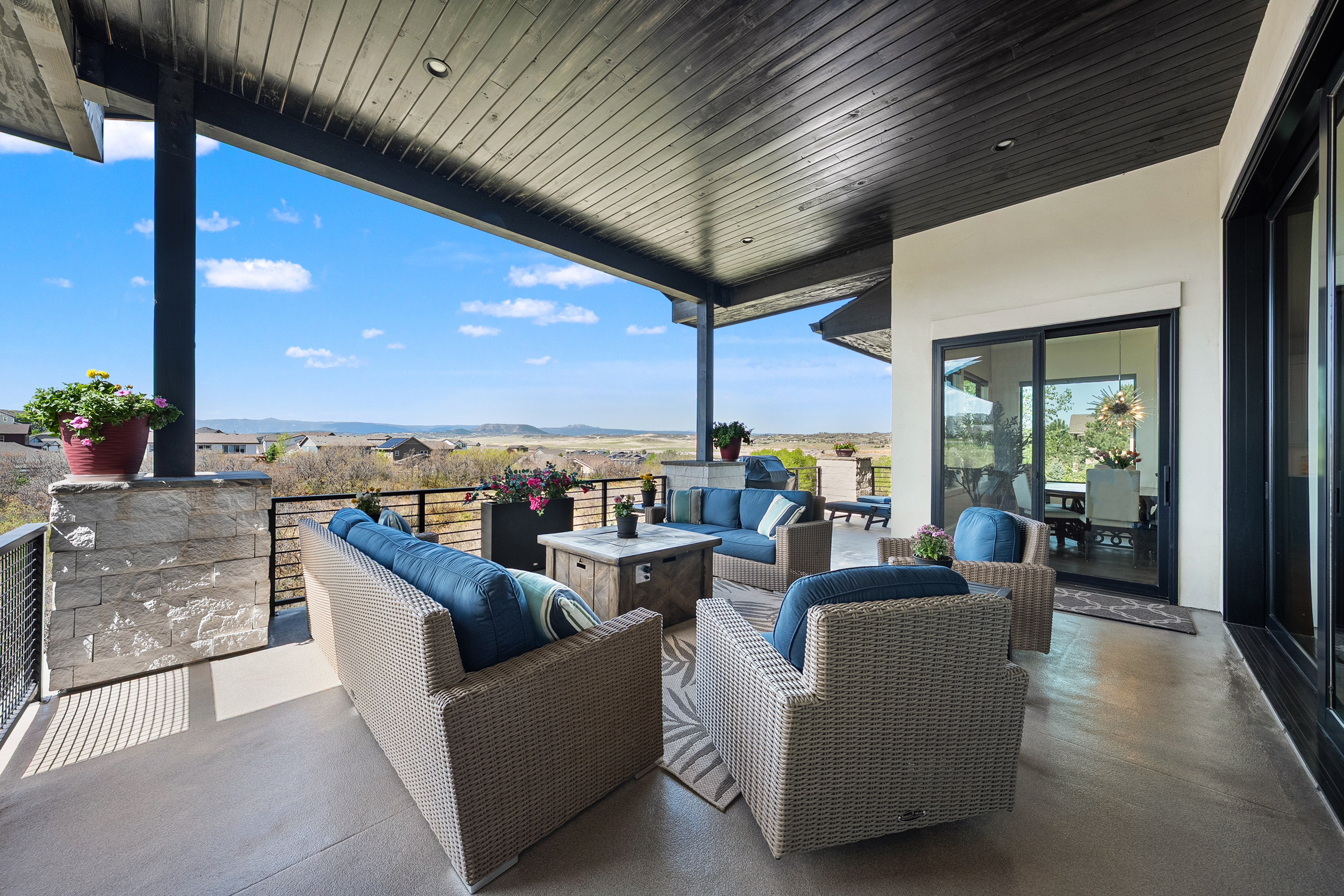  Absolutely spectacular custom ranch-style home - 物件實景