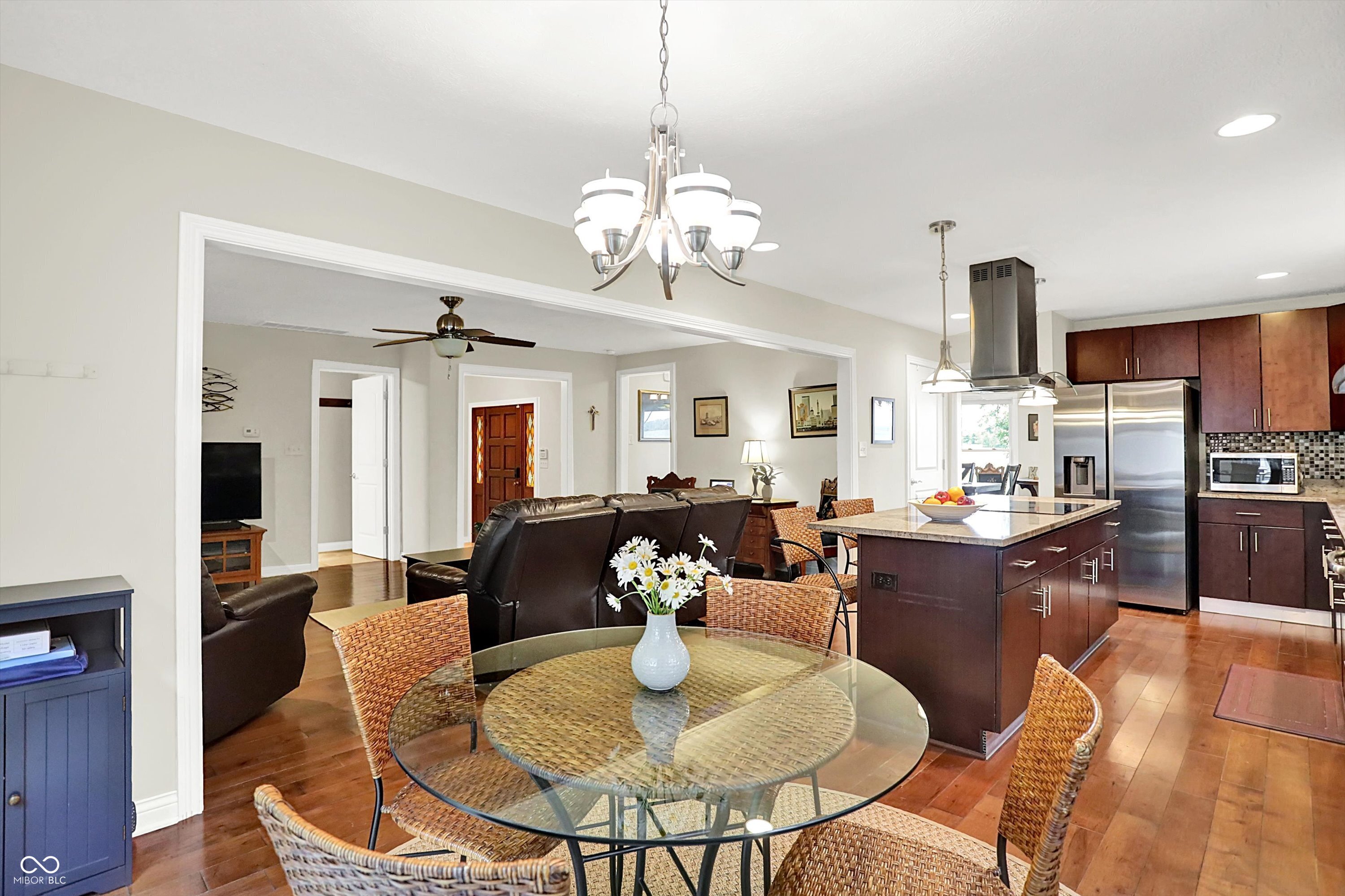 Brownsburg, Indiana, 46112, United States, 3 Bedrooms Bedrooms, ,3 BathroomsBathrooms,Residential,For Sale,1921946