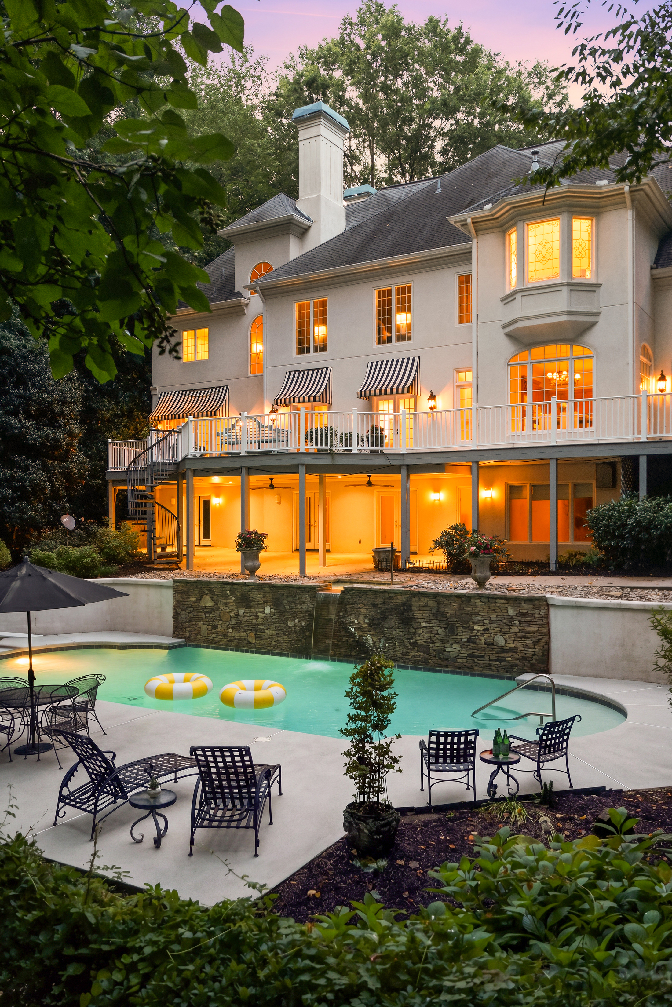  Irreplaceable Estate in One of Atlanta