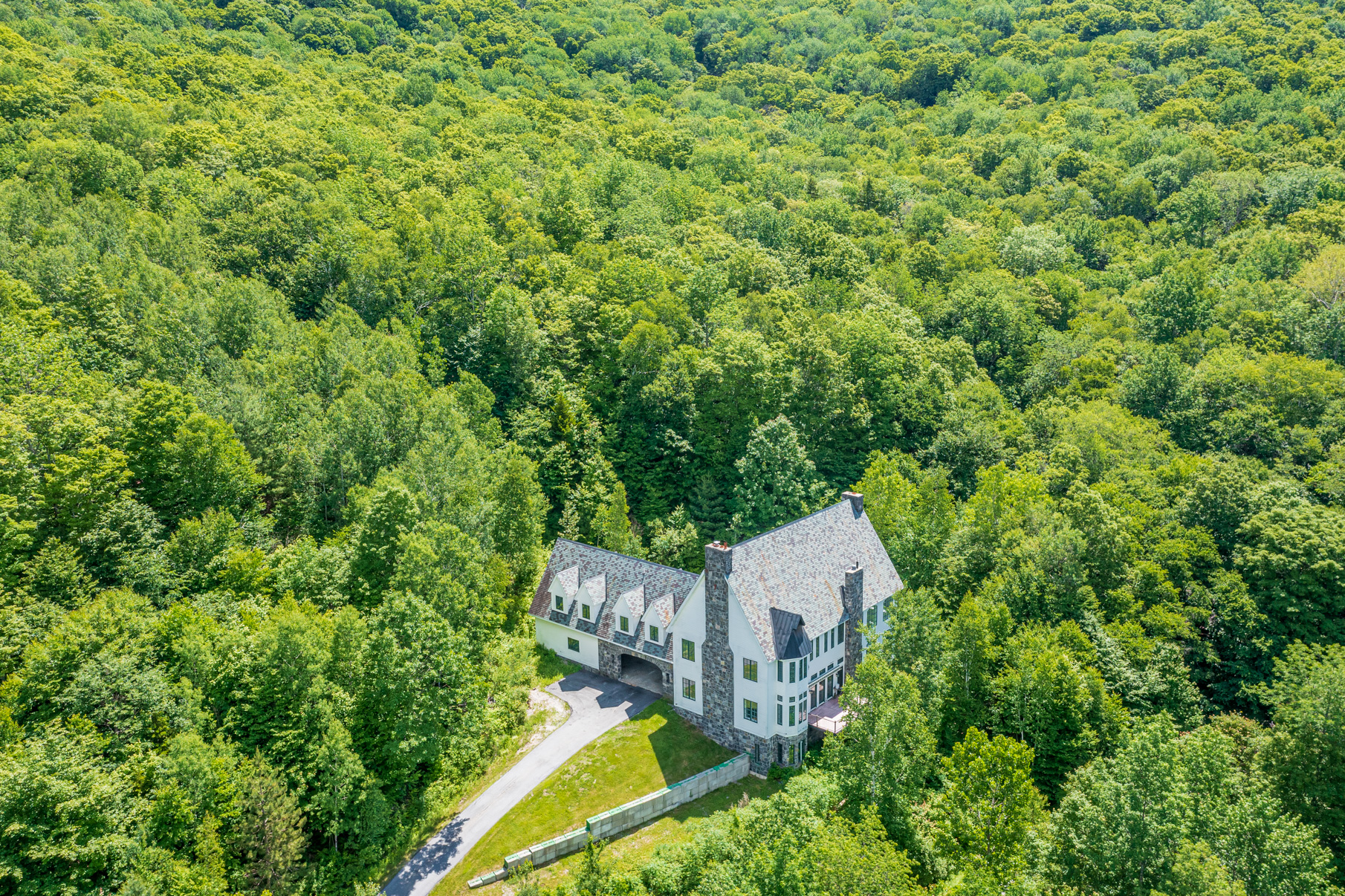  50 Grouse Lane - 物件實景