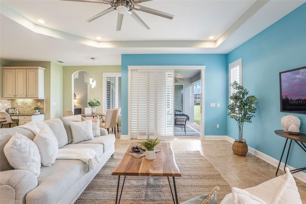 Orlando, Florida, 32820, United States, 4 Bedrooms Bedrooms, ,3 BathroomsBathrooms,Residential,For Sale,1876039