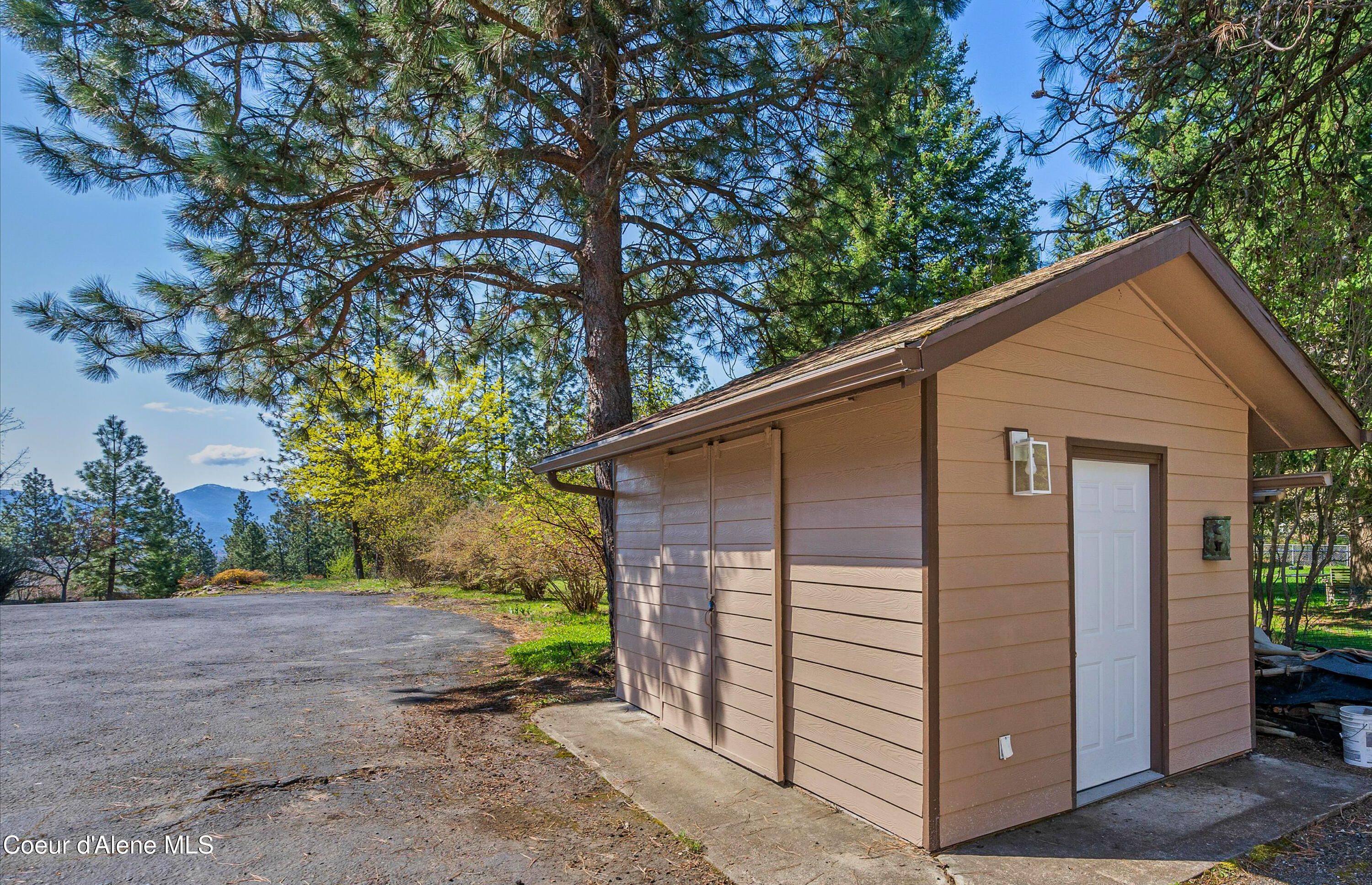 Hauser, Idaho, 83854, United States, 3 Bedrooms Bedrooms, ,3 BathroomsBathrooms,Residential,For Sale,1974734