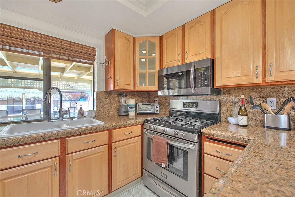 Loma Linda, California, 92354, United States, 4 Bedrooms Bedrooms, ,2 BathroomsBathrooms,Residential,For Sale,1841677