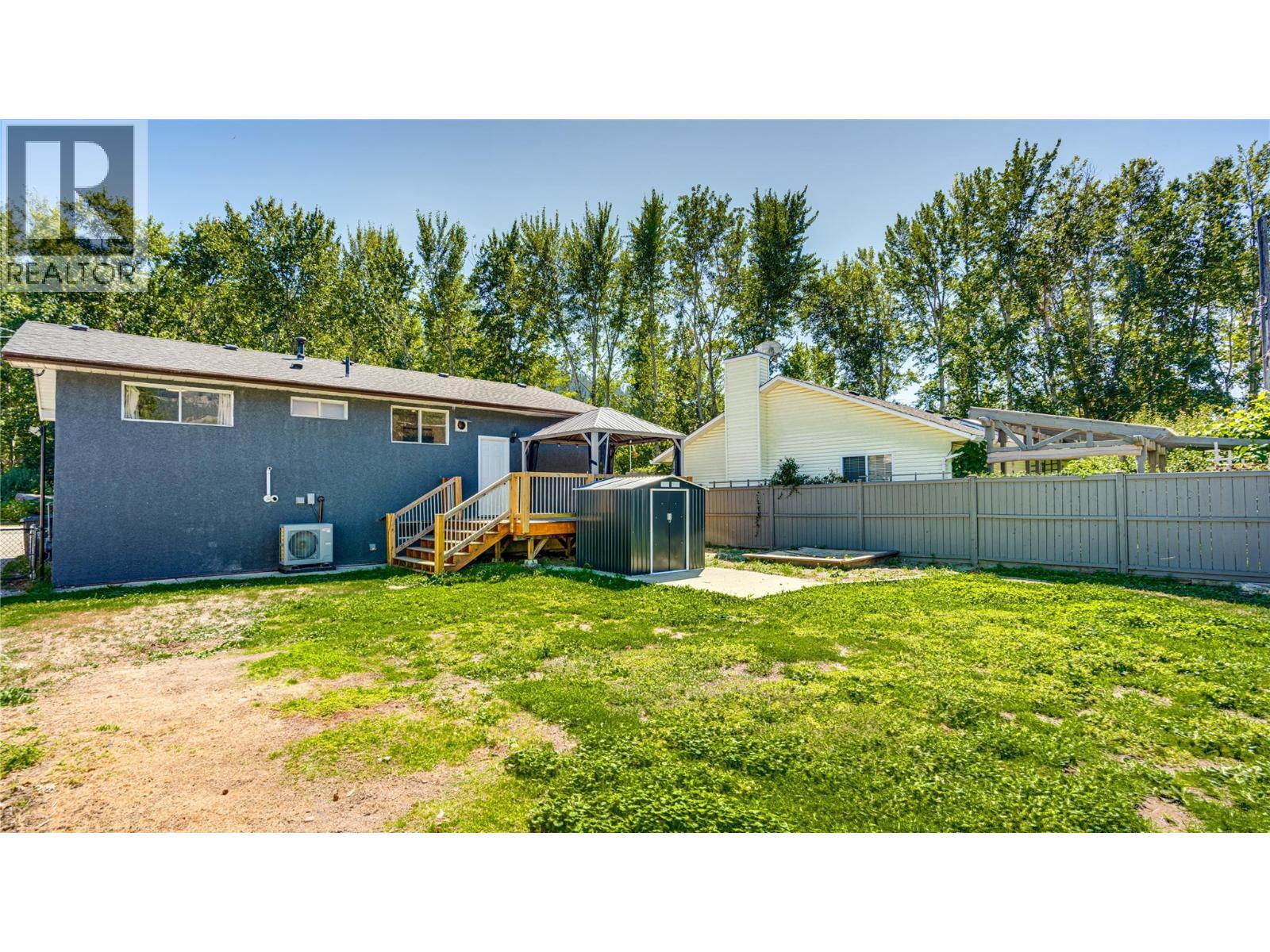 CHASE, British Columbia, V0E 1M0, CA, 5 Bedrooms Bedrooms, ,1 BathroomBathrooms,Residential,For Sale,1918383