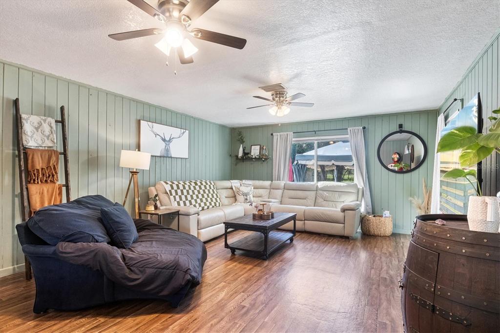 Arcadia, Florida, 34266, United States, 4 Bedrooms Bedrooms, ,3 BathroomsBathrooms,Residential,For Sale,1913151