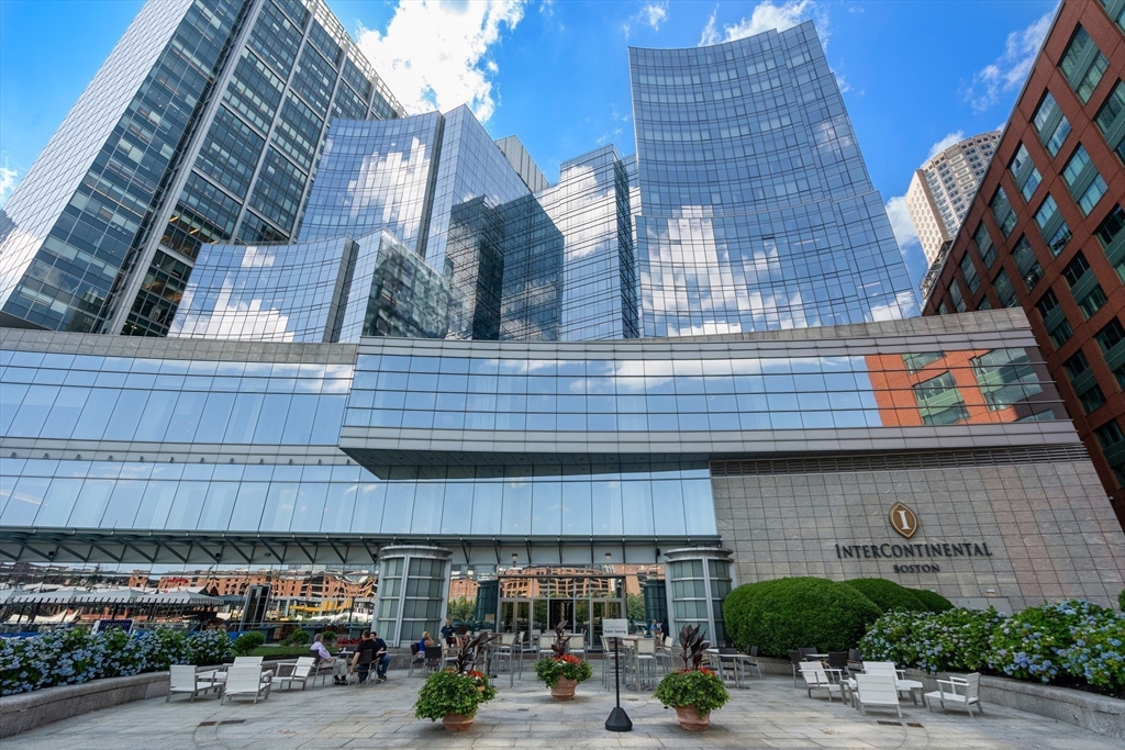Boston, Massachusetts, 02110, United States, 2 Bedrooms Bedrooms, ,3 BathroomsBathrooms,Residential,For Sale,1868847