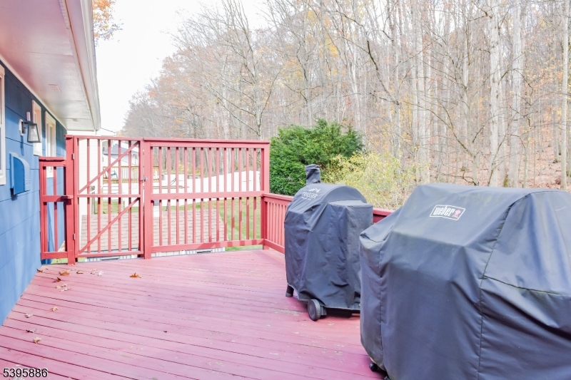 Mount Olive Twp., New Jersey, 07836, United States, 4 Bedrooms Bedrooms, ,2 BathroomsBathrooms,Residential,For Sale,1987785