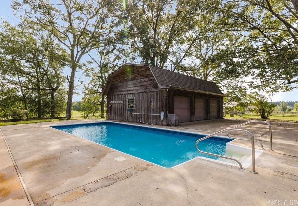 Benton, Arkansas, 72015, United States, 4 Bedrooms Bedrooms, ,3 BathroomsBathrooms,Residential,For Sale,1978701