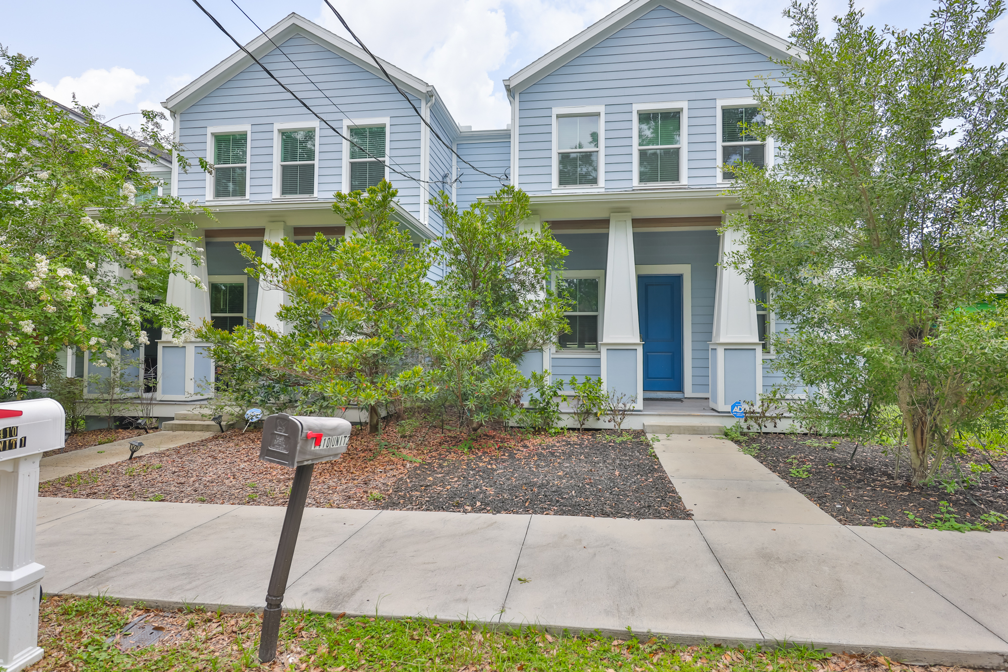 Tampa, Florida, 33603, United States, 3 Bedrooms Bedrooms, ,3 BathroomsBathrooms,Residential,For Sale,1855580