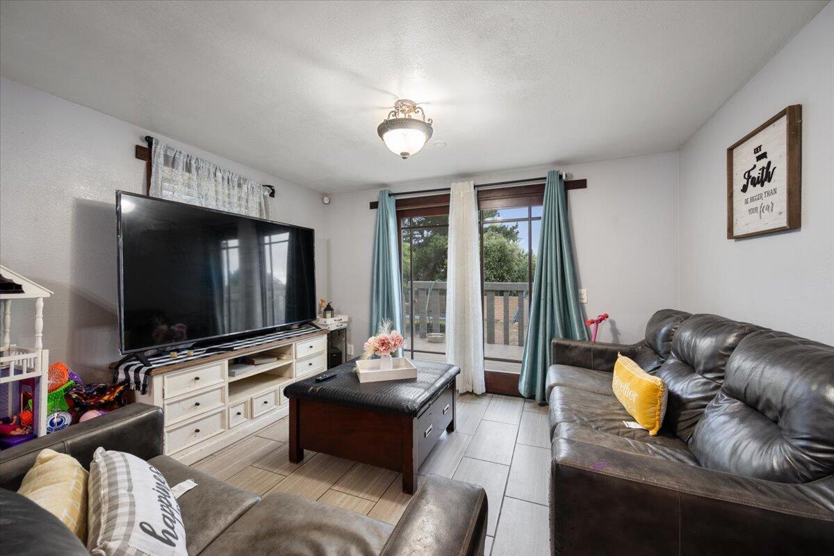 Lompoc, California, 93436, United States, 3 Bedrooms Bedrooms, ,4 BathroomsBathrooms,Residential,For Sale,1996759