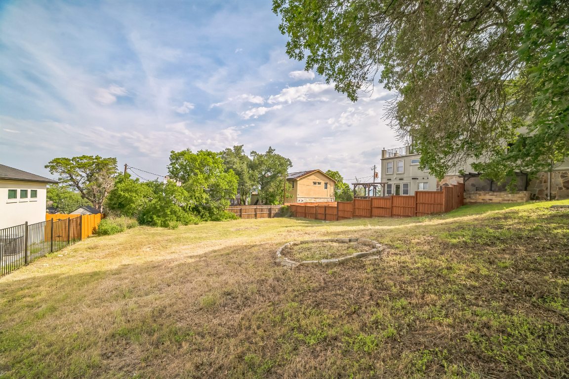 Austin, Texas, 78732, United States, ,Land,For Sale,1820952