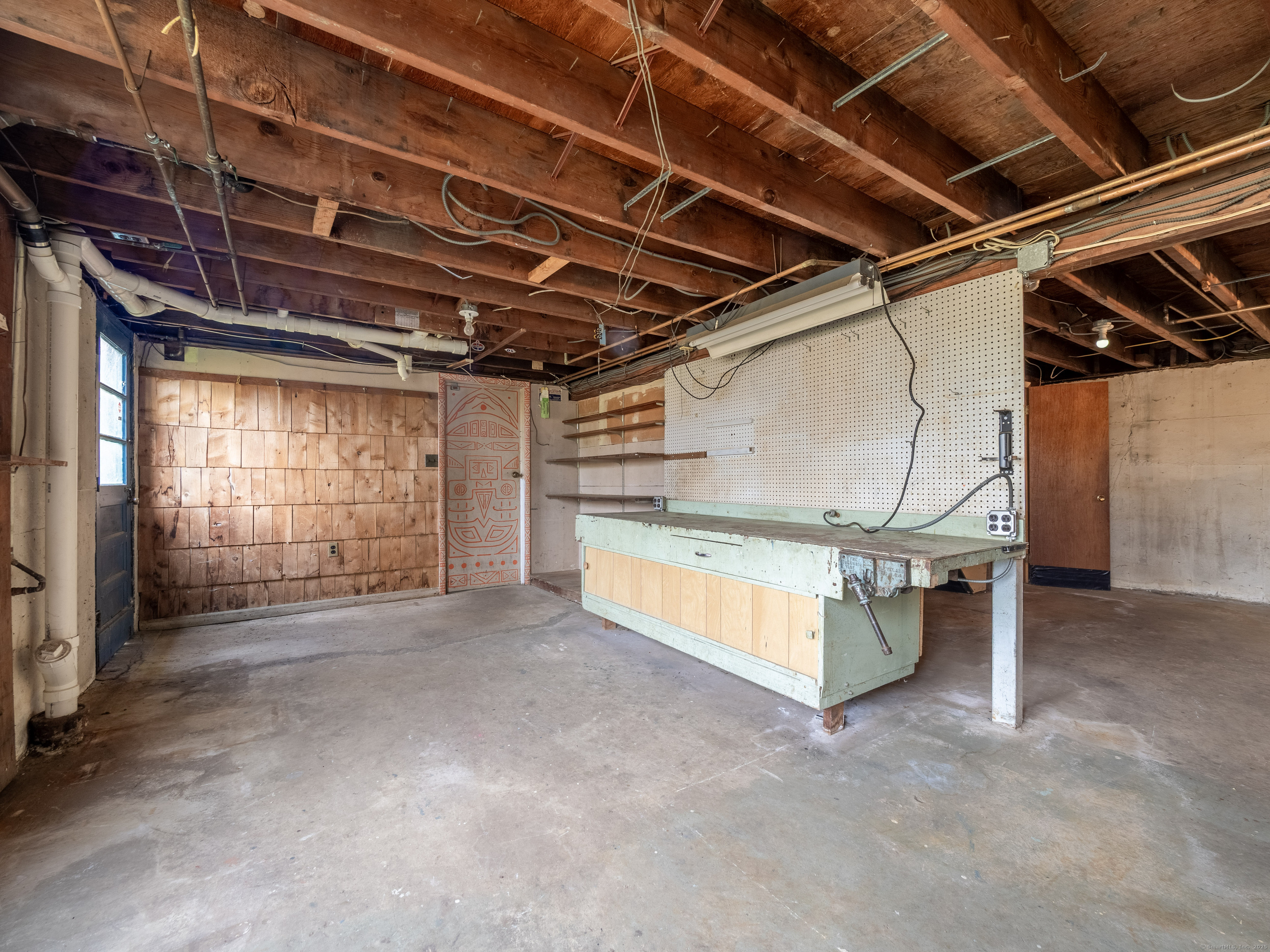 Ridgefield, Connecticut, 06877, United States, 4 Bedrooms Bedrooms, ,2 BathroomsBathrooms,Residential,For Sale,1989394