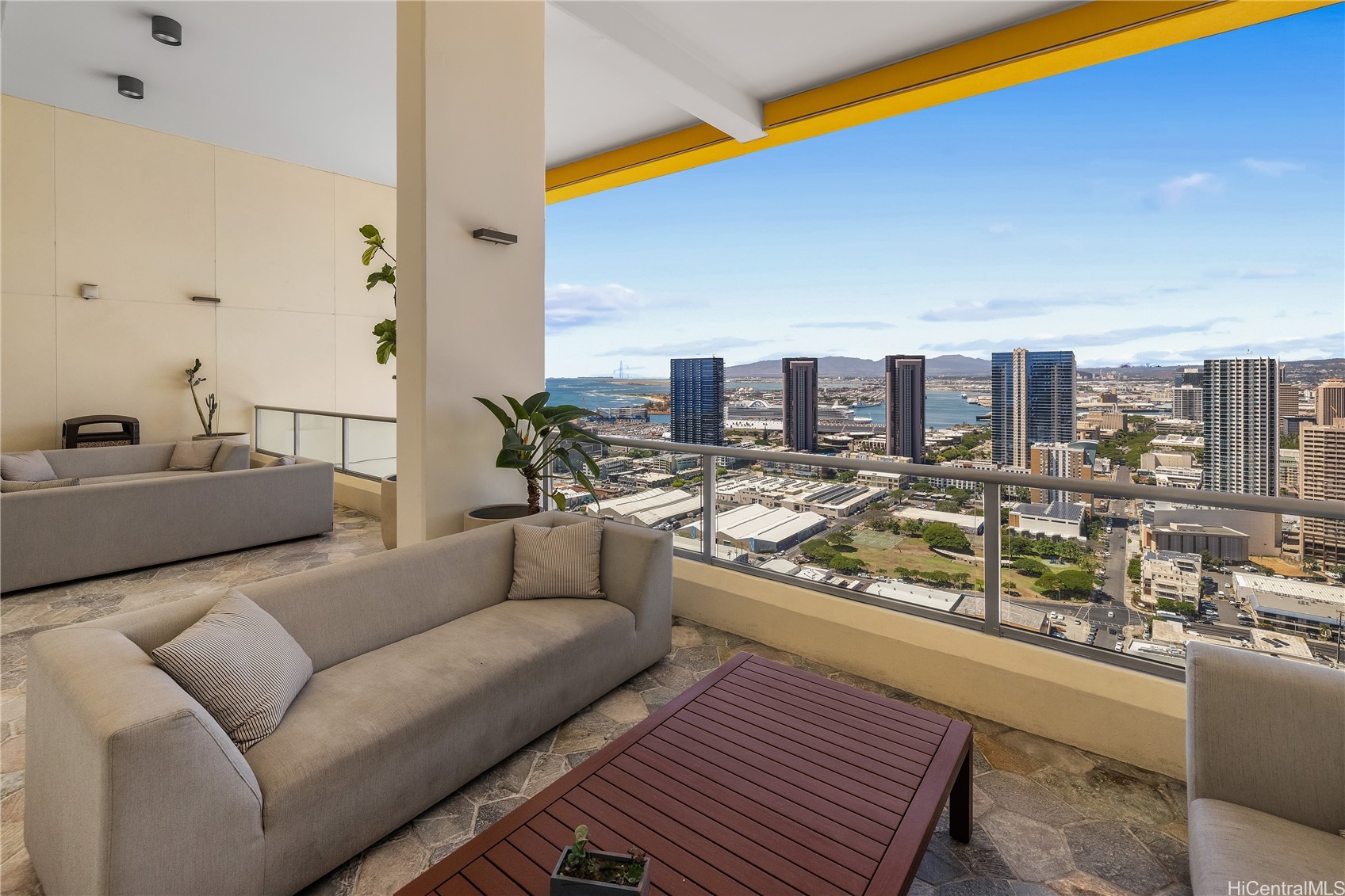 Honolulu, Hawaii, 96814, United States, 1 Bedroom Bedrooms, ,1 BathroomBathrooms,Residential,For Sale,1941012