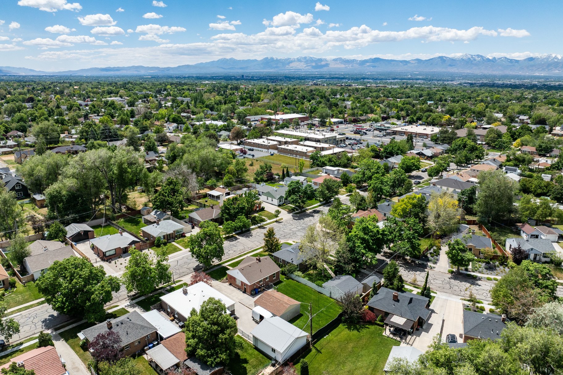  Storybook Charm in One of Salt Lake City’s Most Coveted Neighborhoods - 物件實景