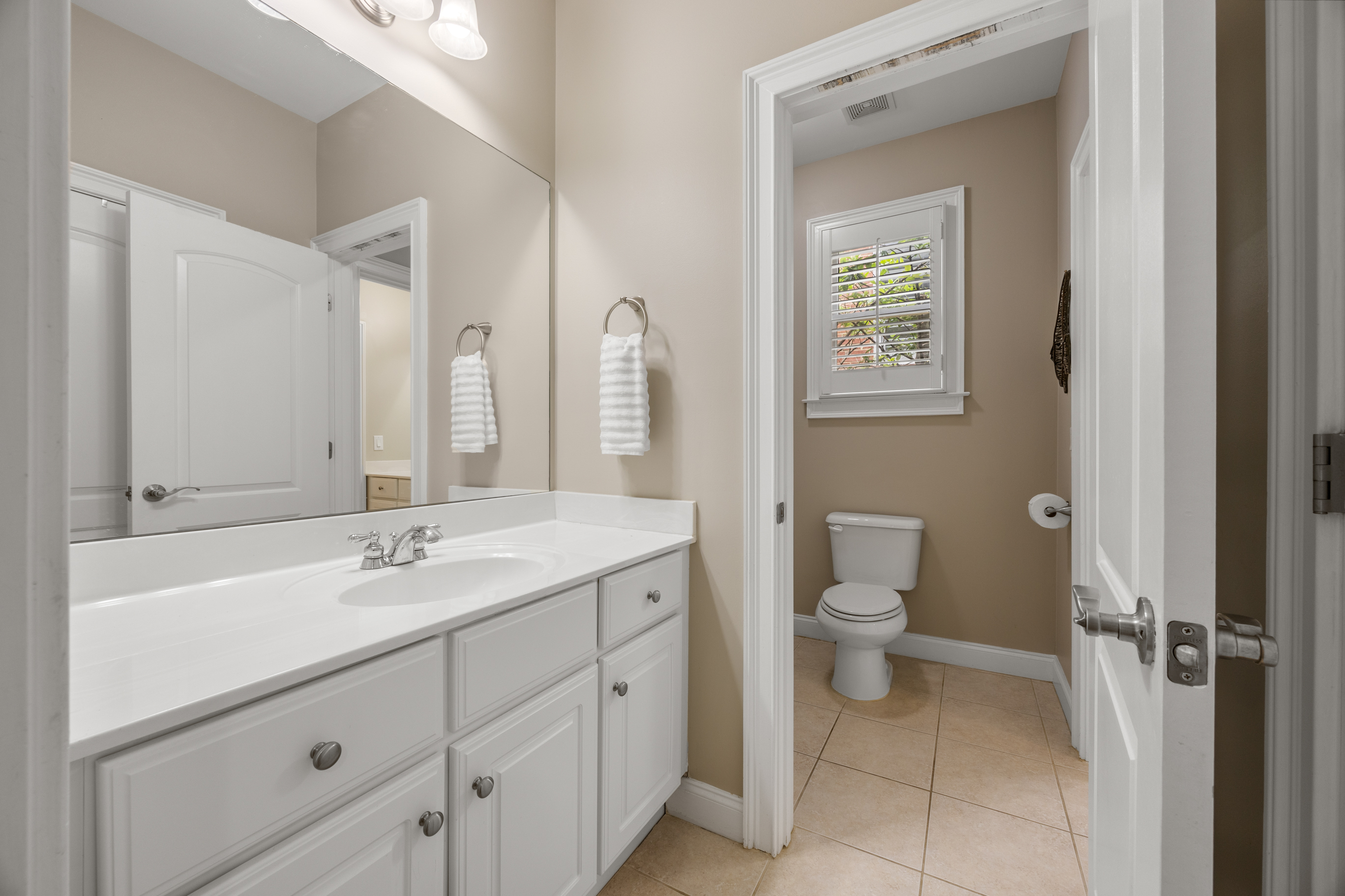  Impeccably Maintained Home in an Exclusive Gated Enclave - 物件實景