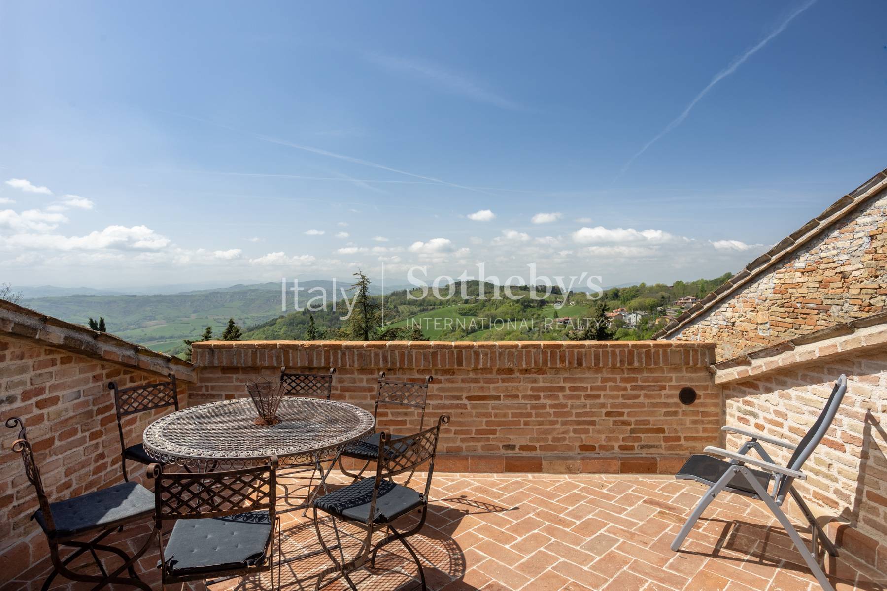  Historic building overlooking the Romagna hills - 物件實景