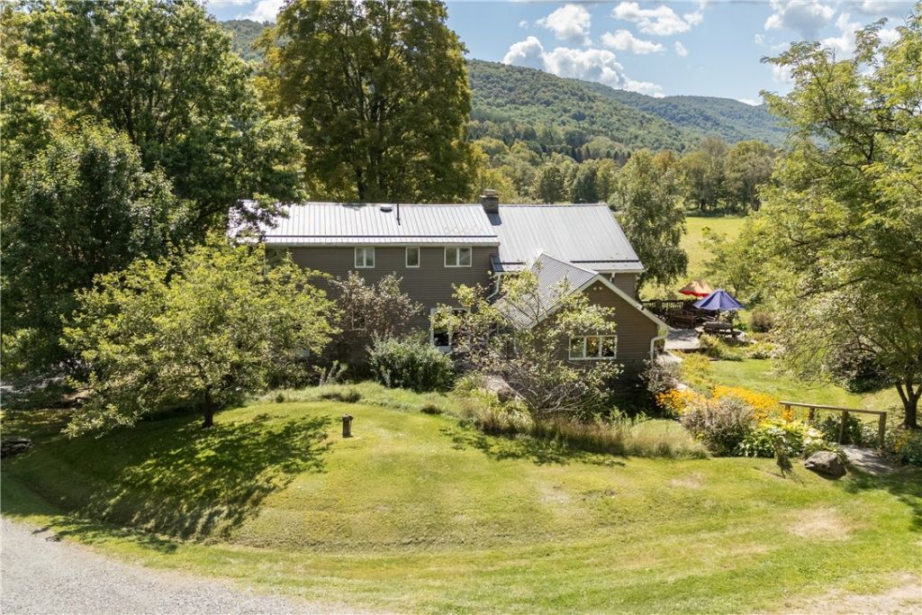 Walton, New York, 13856, United States, 4 Bedrooms Bedrooms, ,4 BathroomsBathrooms,Residential,For Sale,1947097