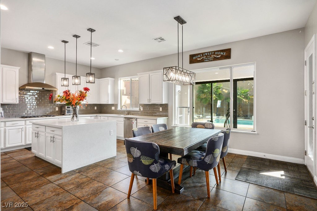 Henderson, Nevada, 89044, United States, 5 Bedrooms Bedrooms, ,5 BathroomsBathrooms,Residential,For Sale,2003253