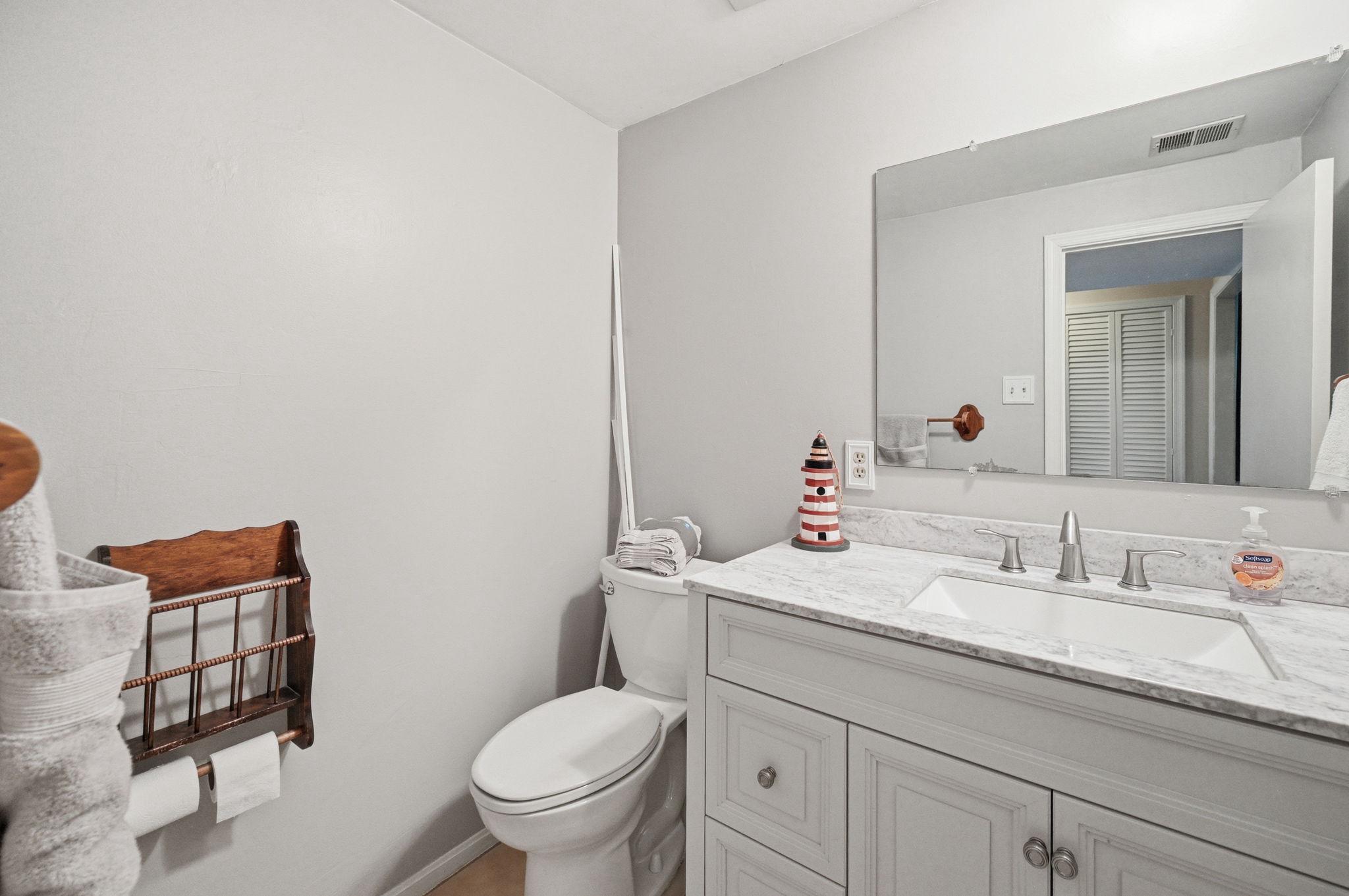 Fairfax, Virginia, 22032, United States, 4 Bedrooms Bedrooms, ,3 BathroomsBathrooms,Residential,For Sale,2048282