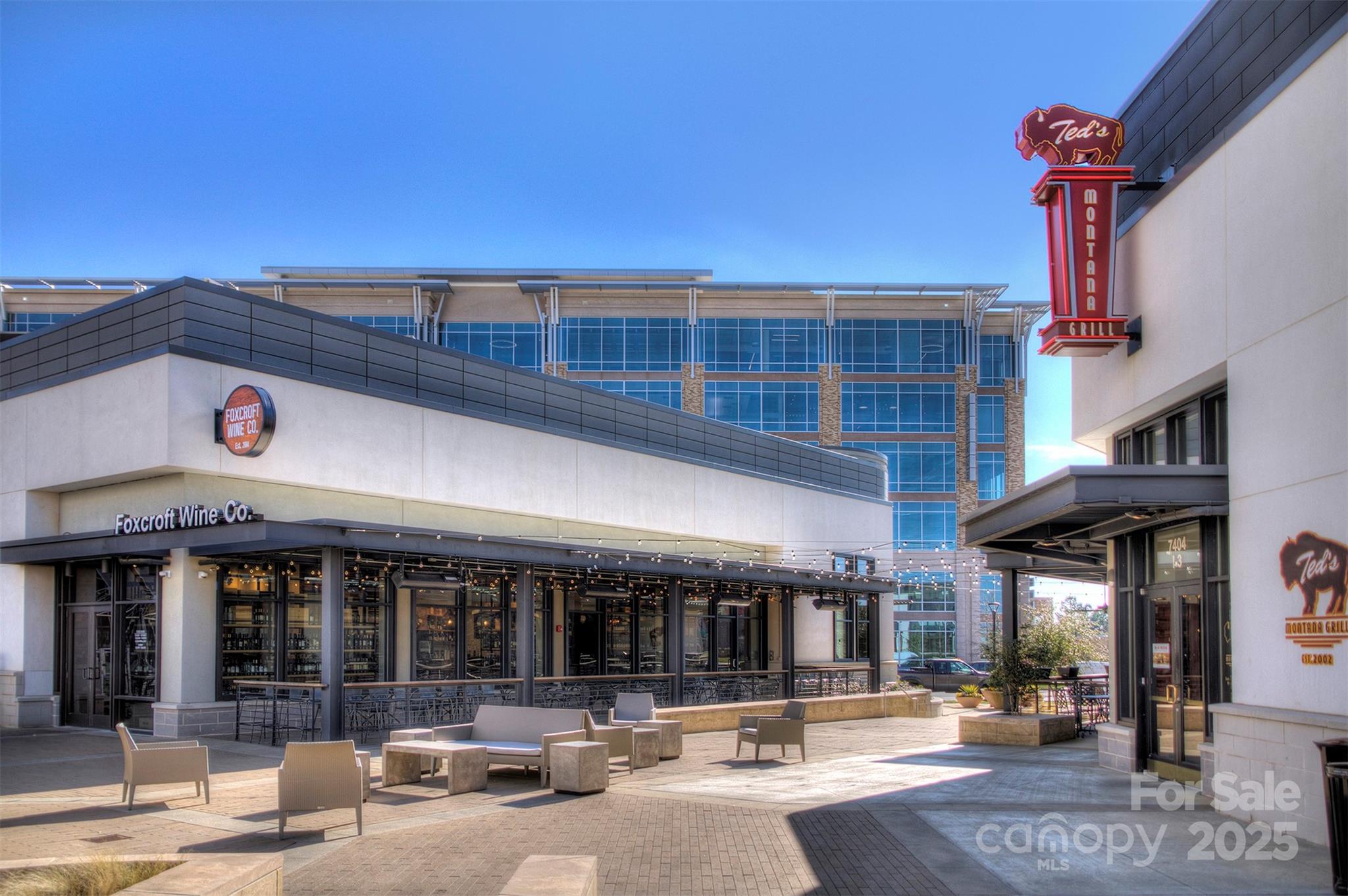 Charlotte, North Carolina, 28277, United States, 4 Bedrooms Bedrooms, ,4 BathroomsBathrooms,Residential,For Sale,1989428