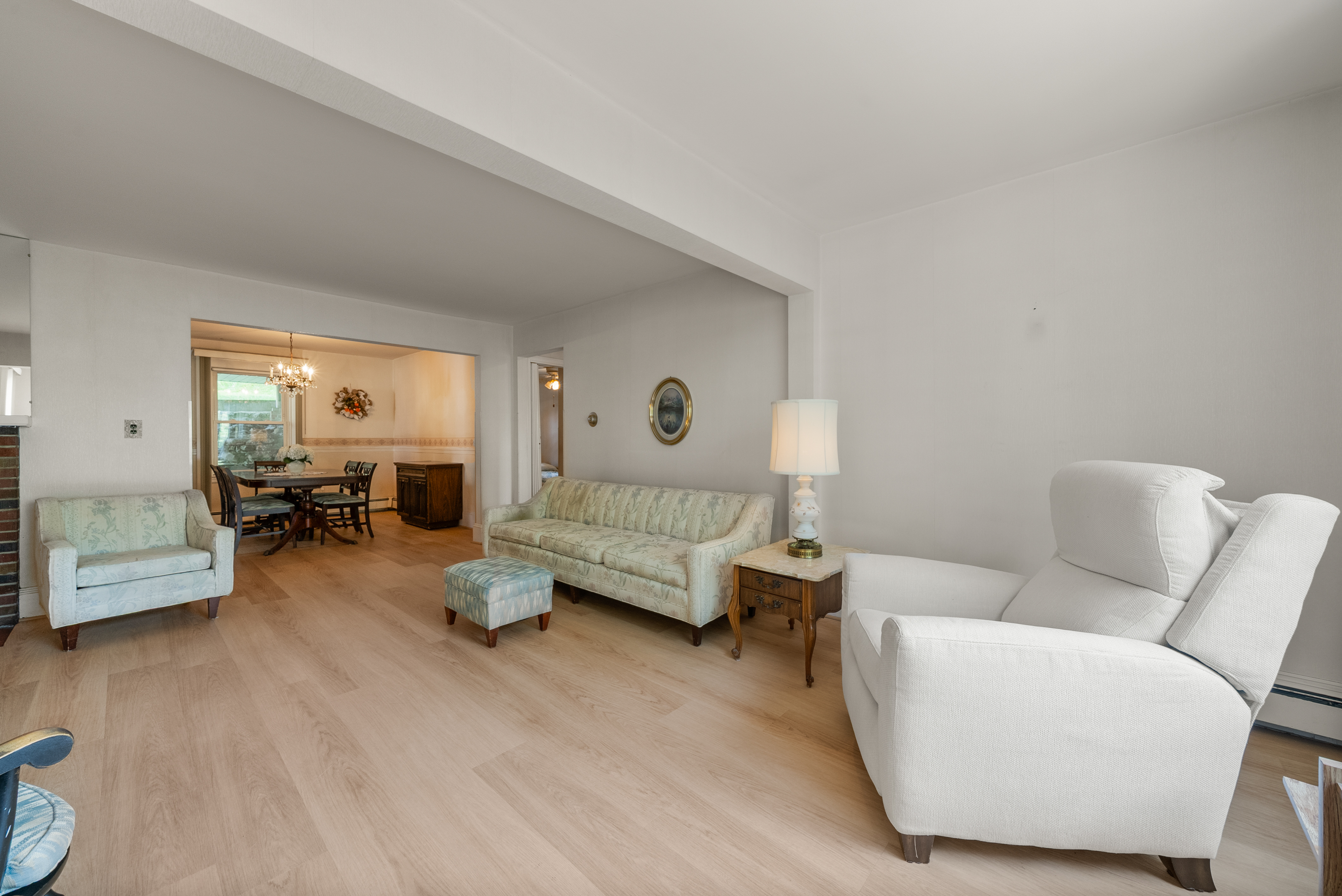 28 Hudson Street, Watertown, MA 02472 - 物件實景