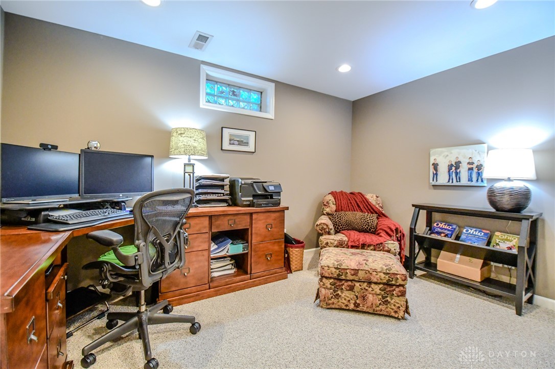 Washington Twp, Ohio, 45458, United States, 4 Bedrooms Bedrooms, ,4 BathroomsBathrooms,Residential,For Sale,1987558