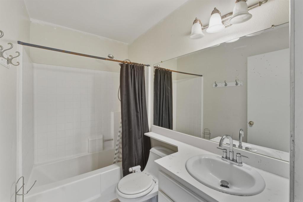 San Marcos, California, 92069, United States, 3 Bedrooms Bedrooms, ,2 BathroomsBathrooms,Residential,For Sale,1994403