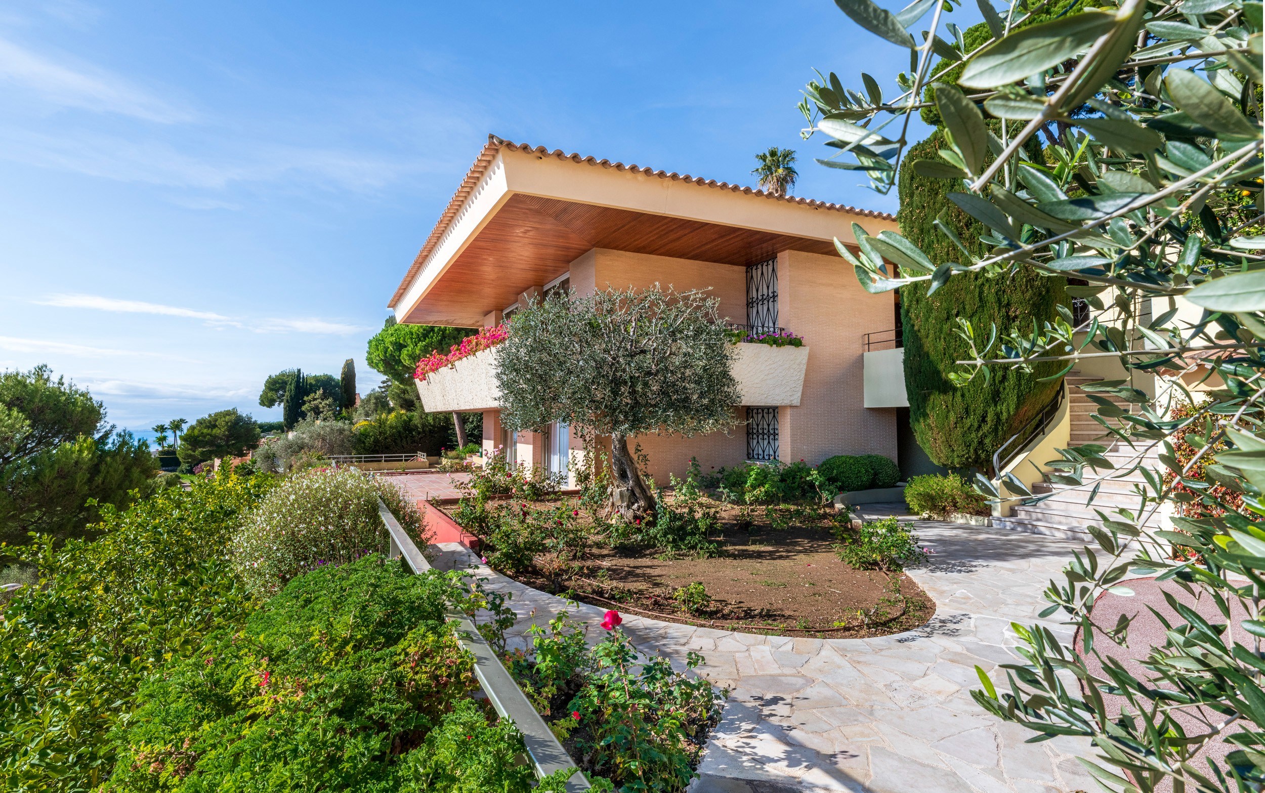  Sea view villa for sale Villefranche-sur-Mer, prestigious private estate - 物件實景