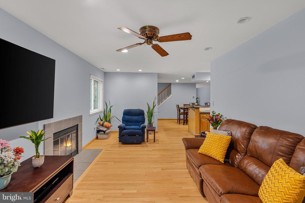 Plainsboro, New Jersey, 08536, United States, 3 Bedrooms Bedrooms, ,3 BathroomsBathrooms,Residential,For Sale,1975550