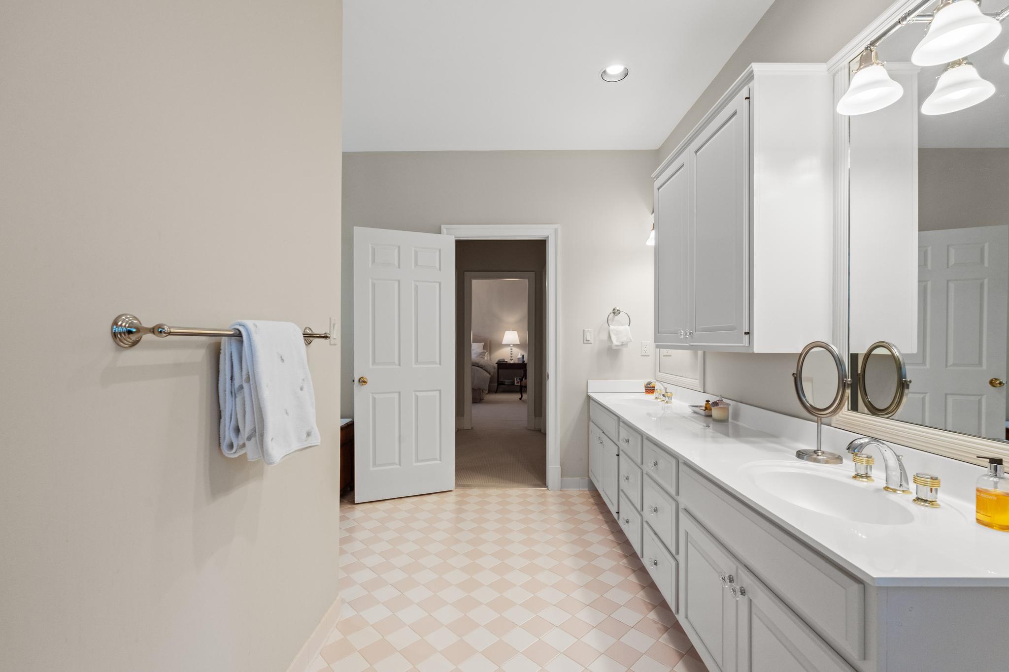  1110 Harvey Road, Mclean, VA, 22101 - 物件實景