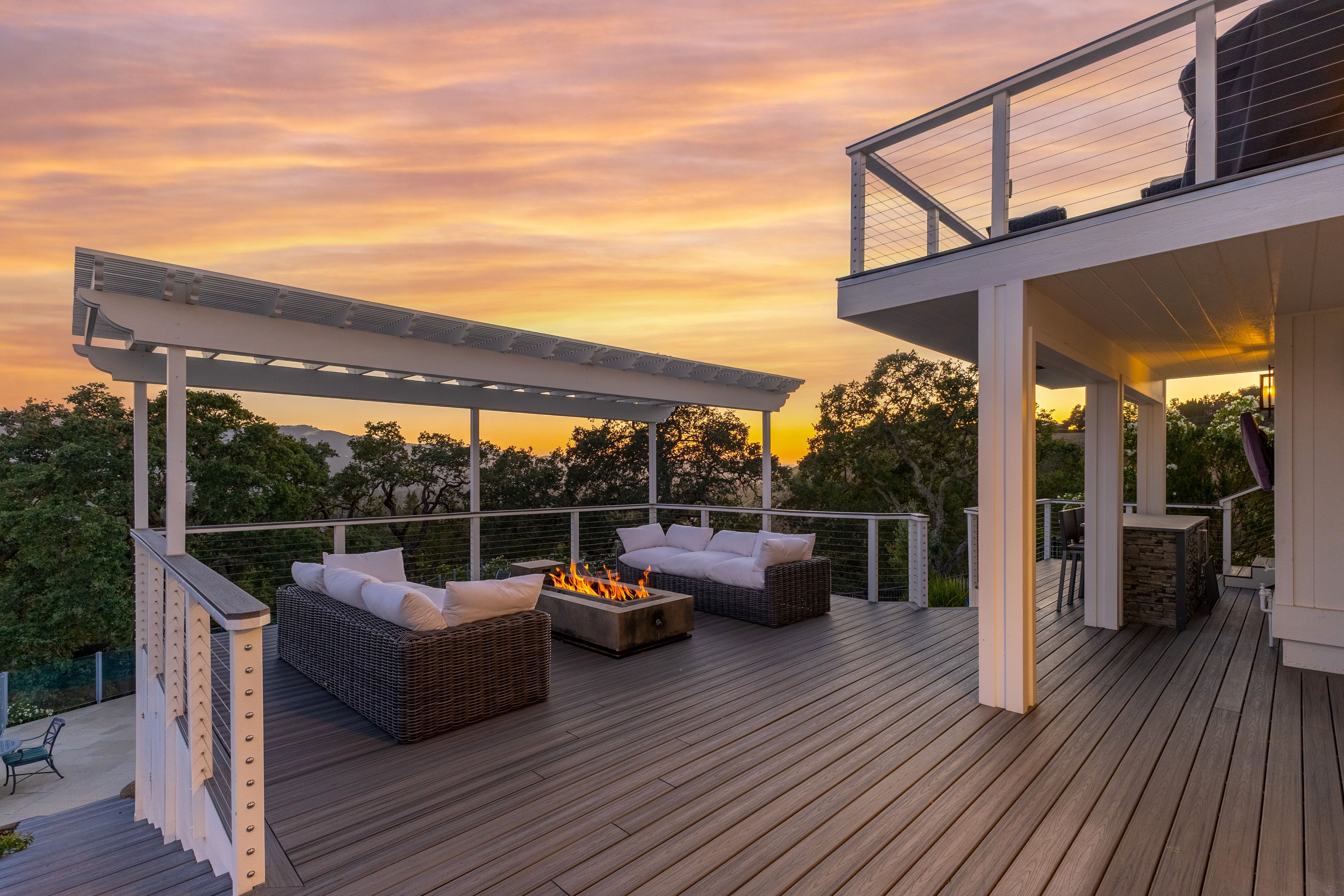  Sweeping Fairway Views Meet Rare Outdoor Living - 物件實景
