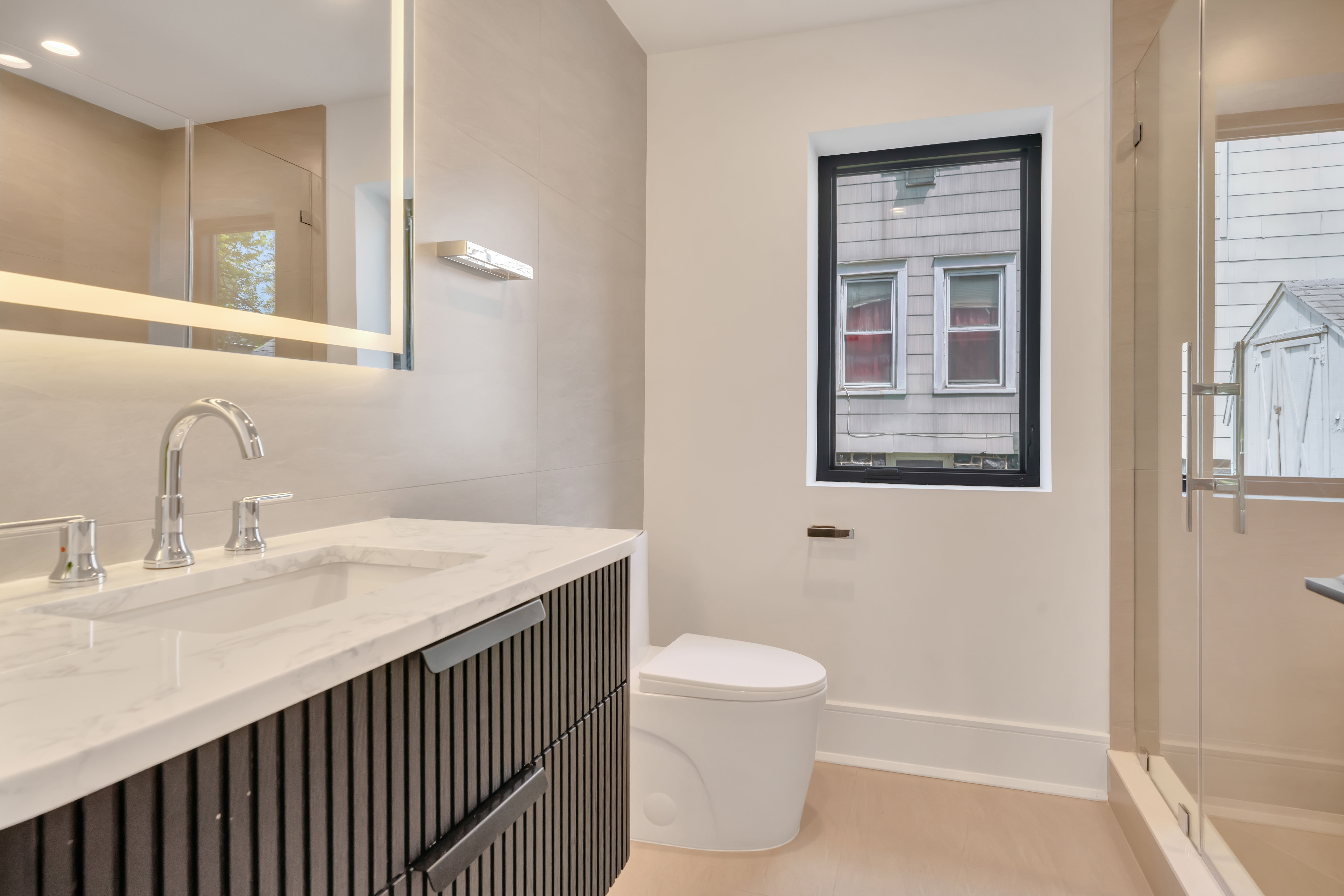  1077 Abbott Boulevard, Fort Lee, NJ 07024 - 物件實景
