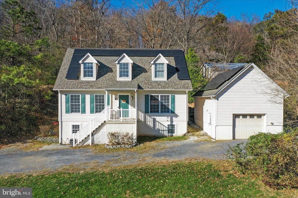 Front Royal, Virginia, 22630, United States, 4 Bedrooms Bedrooms, ,4 BathroomsBathrooms,Residential,For Sale,1994822