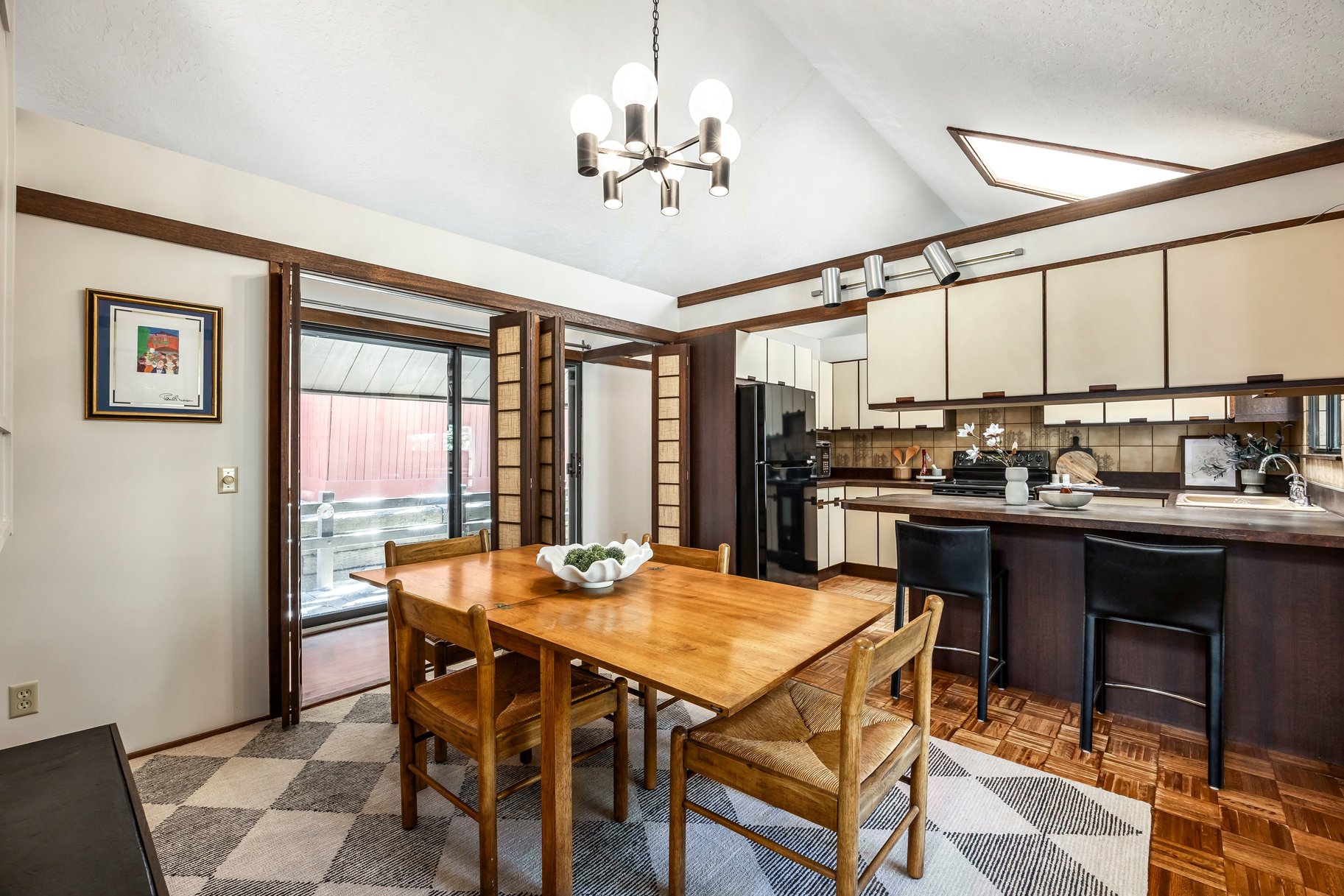 Mid-Century Modern Living in Emigration Canyon - 物件實景