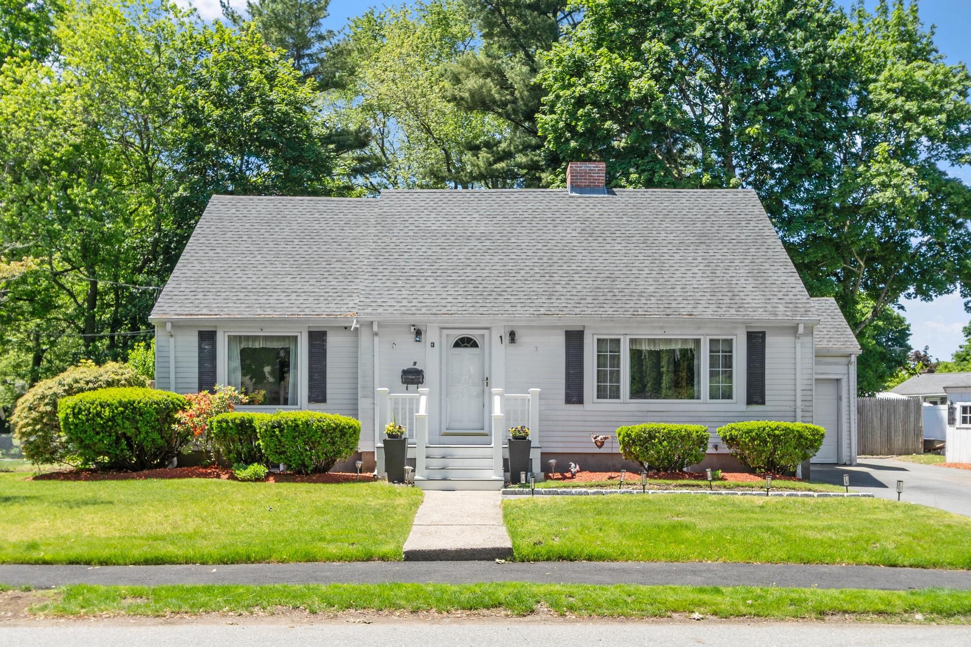  9 Oaklandvale Ave, Saugus, MA, 01906 - 物件實景