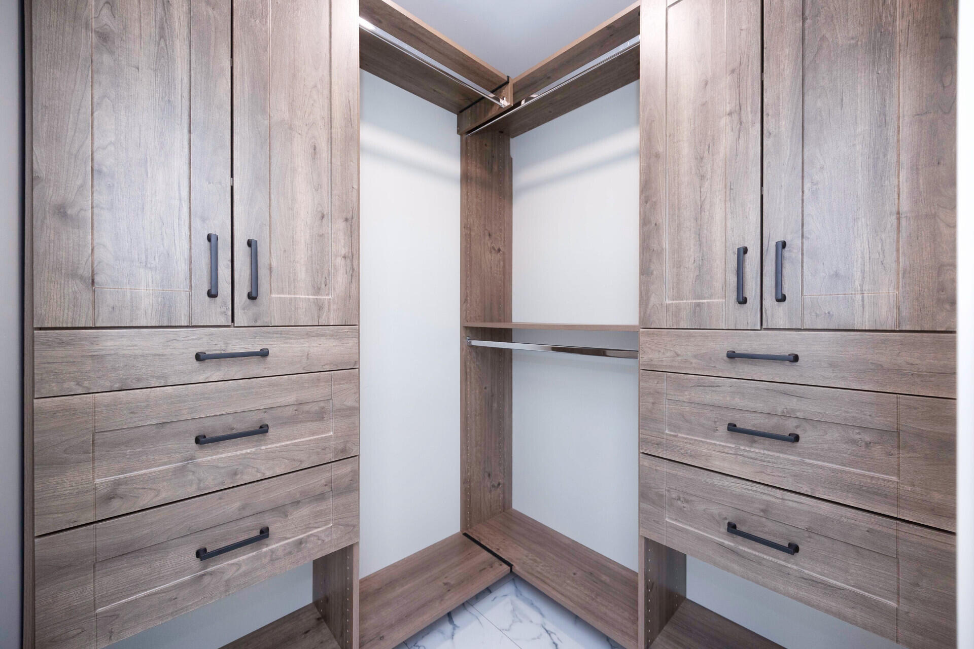 Brooklyn, Michigan, 49230, United States, 3 Bedrooms Bedrooms, ,3 BathroomsBathrooms,Residential,For Sale,1991046