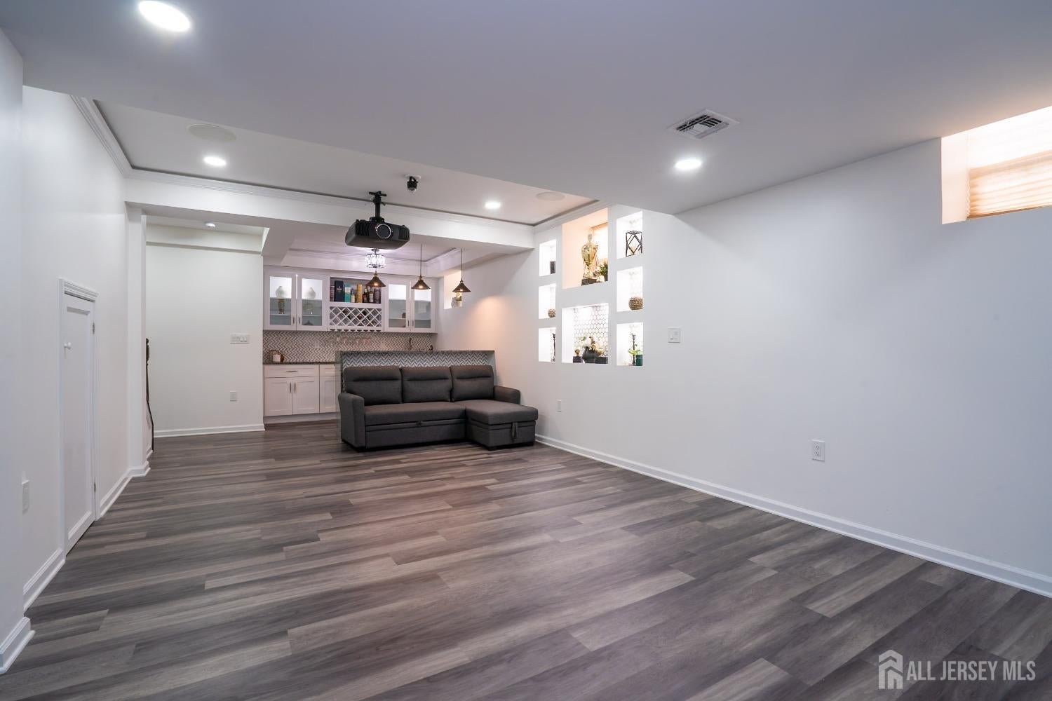 Monroe, New Jersey, 08831, United States, 4 Bedrooms Bedrooms, ,3 BathroomsBathrooms,Residential,For Sale,1873175