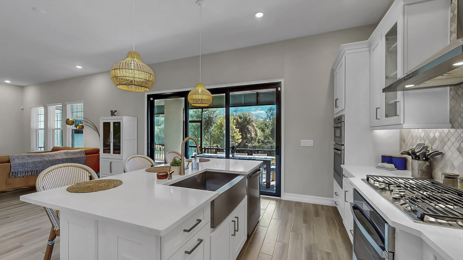 Ruskin, Florida, 33570, United States, 3 Bedrooms Bedrooms, ,3 BathroomsBathrooms,Residential,For Sale,1974253