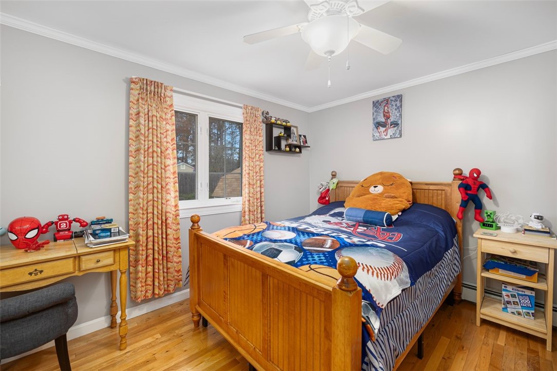 Cumberland, Rhode Island, 02864, United States, 3 Bedrooms Bedrooms, ,2 BathroomsBathrooms,Residential,For Sale,1990934