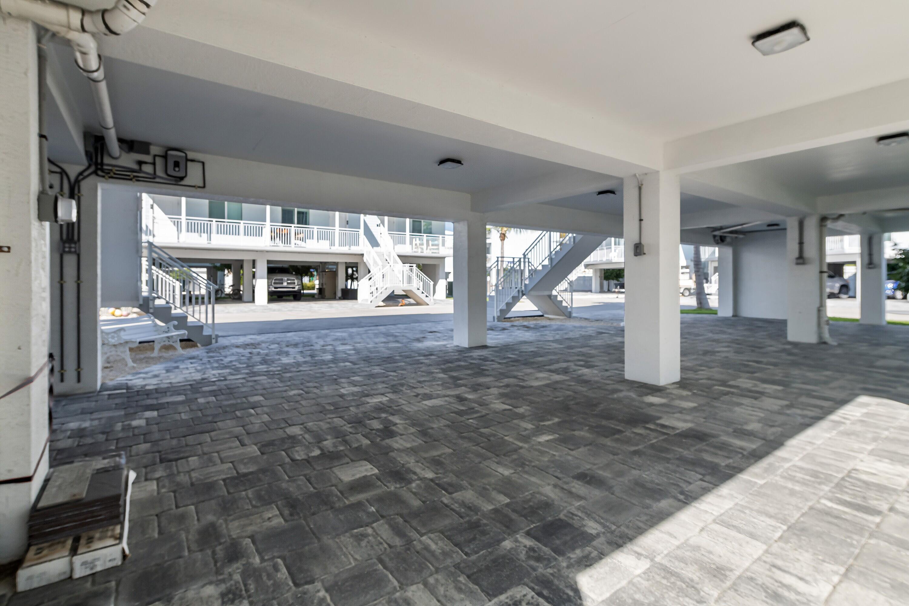 MARATHON, Florida, 33050, United States, 1 Bedroom Bedrooms, ,2 BathroomsBathrooms,Residential,For Sale,2001923