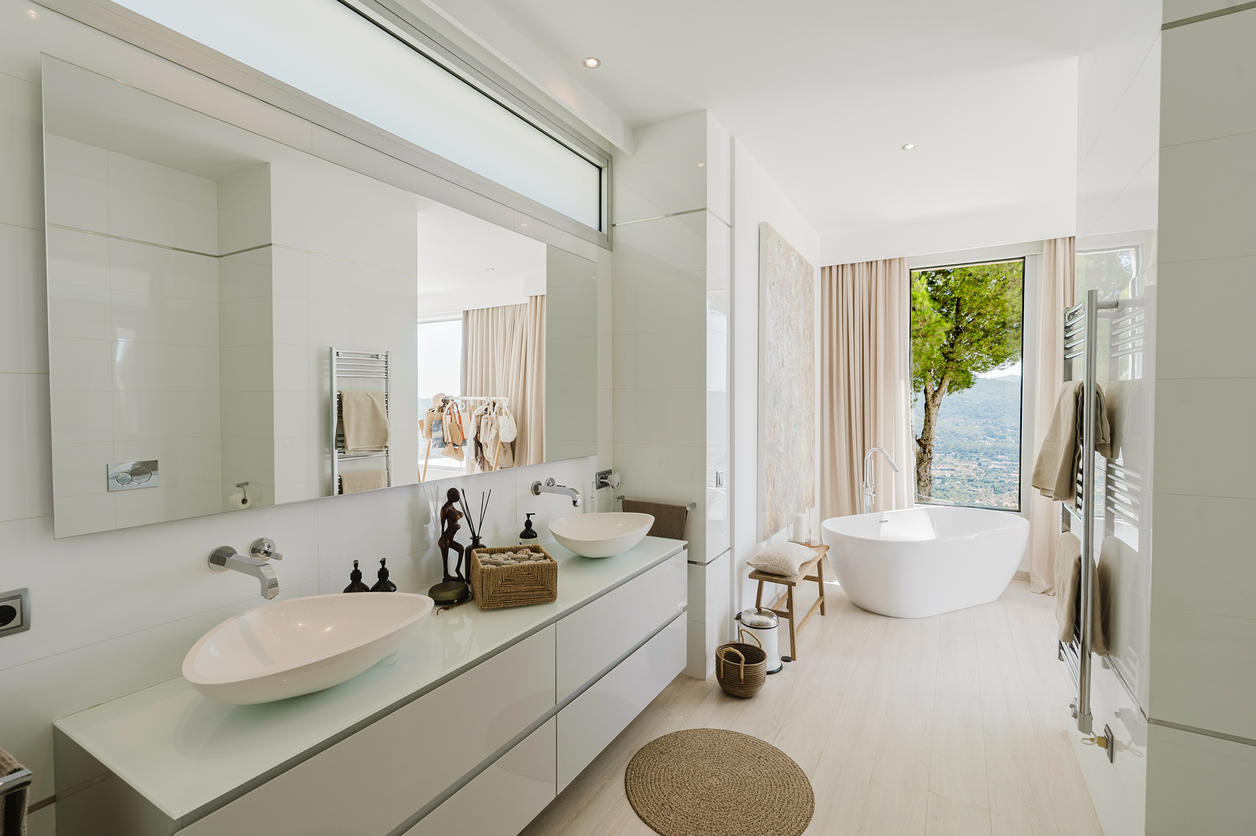  Modern-style villa with sea views in Port d