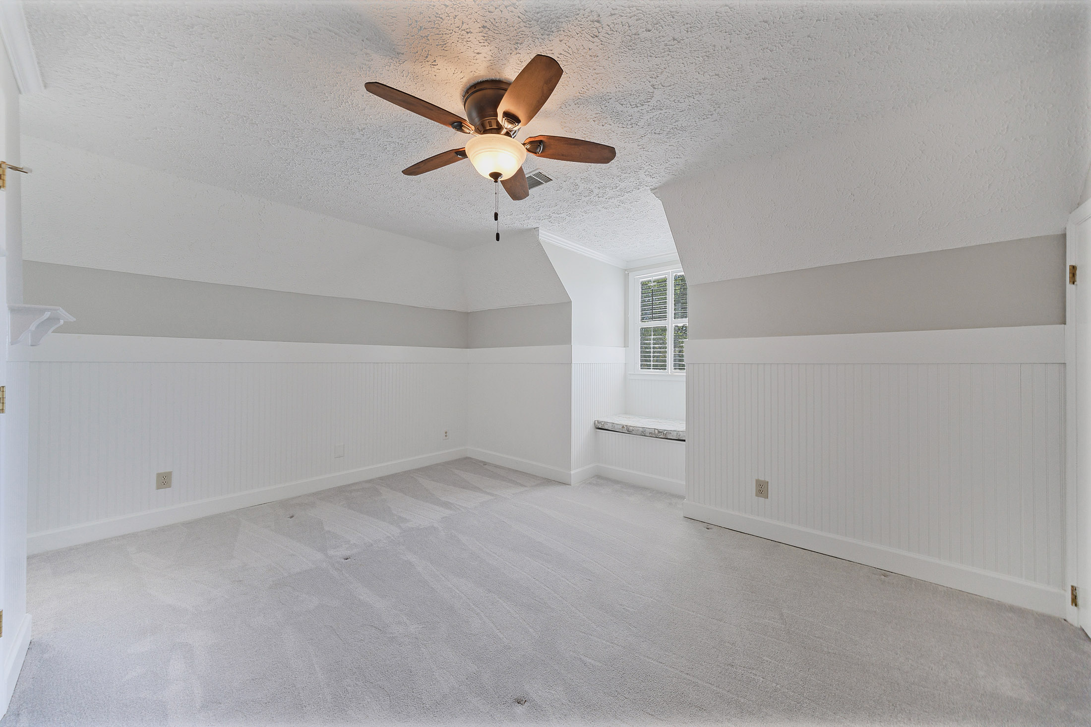  Exceptional Equestrian Estate: A Rare Blend of Luxury, Functionality, and Charm - 物件實景