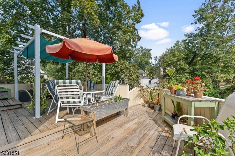 Bound Brook Boro, New Jersey, 08805, United States, 5 Bedrooms Bedrooms, ,3 BathroomsBathrooms,Residential,For Sale,1938545