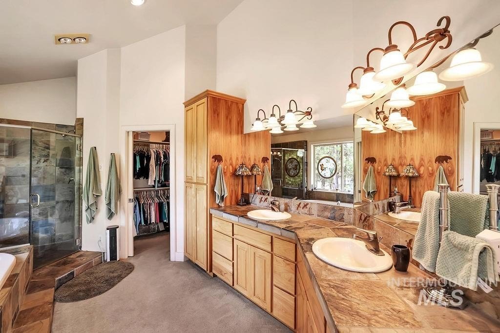 New Meadows, Idaho, 83654, United States, 3 Bedrooms Bedrooms, ,3 BathroomsBathrooms,Residential,For Sale,1976382